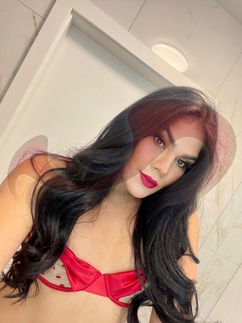 - Transsexuelle | Shemales:  TS Sofia Florez  in Wien  / Wien  , Lassallestraße 10