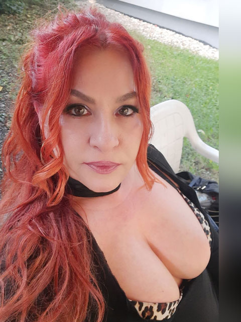 Mina  in Oberösterreich  / Linz , Gürtelstraße 30a /