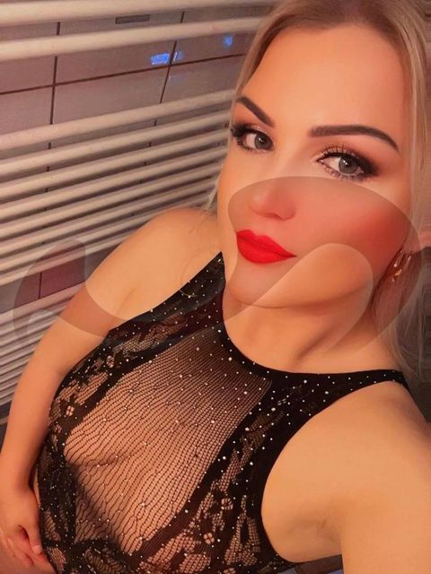 - Girls | Models | Callgirls: Larissa in Steiermark / Söding - St. Johann , Packerstraße 305