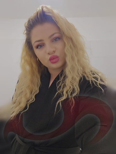  - Newcomer | Erstversuch:  NICOLLE - NEU IM HAUS!  in Ober&ouml;sterreich  / Linz , B�ckerm�hlweg / TOREINFAHRT ZU RUBENSSTRASSE 45 A / 